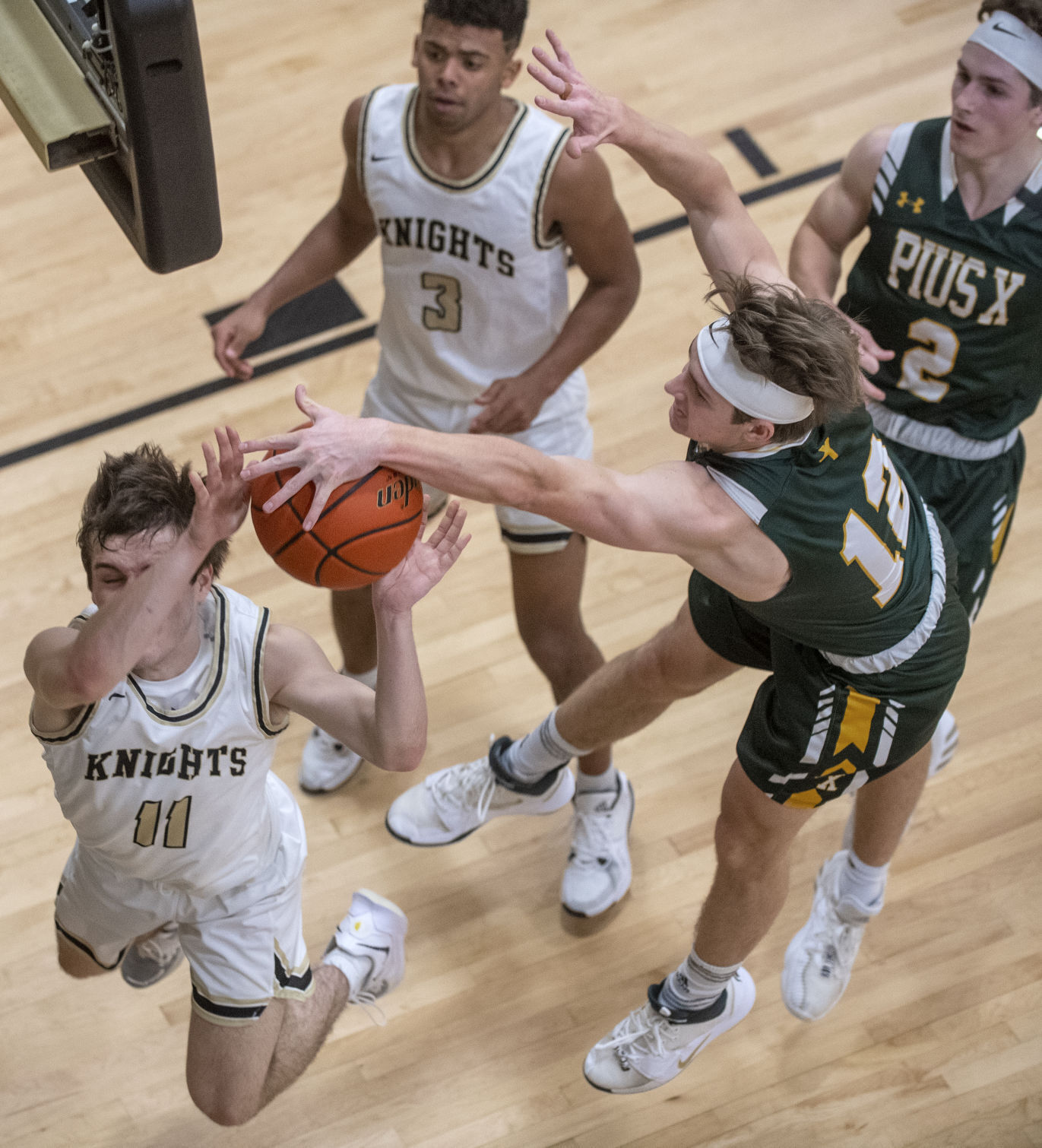 Lincoln Pius X vs. Lincoln Southeast, 2.17